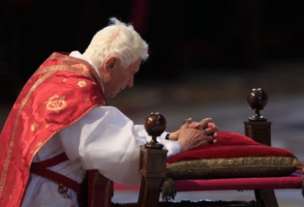 Benedict XVI prays in St Peter's Basilica (Photo: PA)