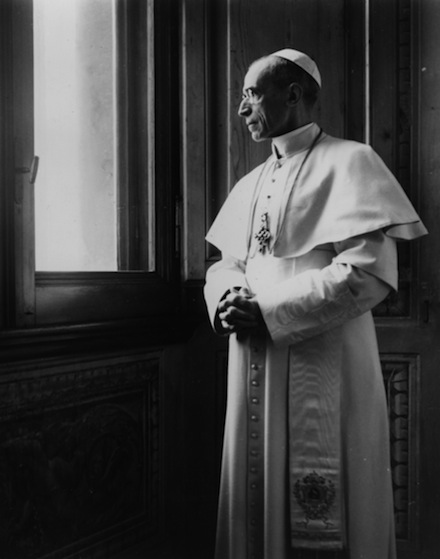 Pope Pius XII  gave secret orders for the religious houses of the city to give sanctuary to Jewish people (CNS)